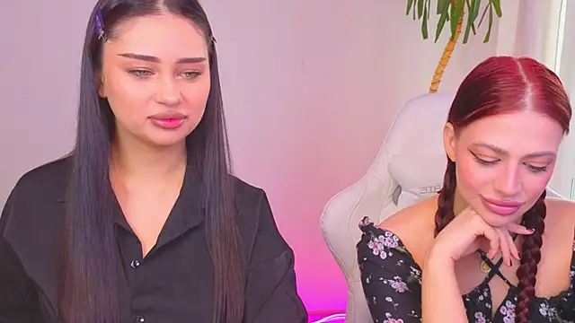 Sofia Plump online show from 05/01/26, 11:04