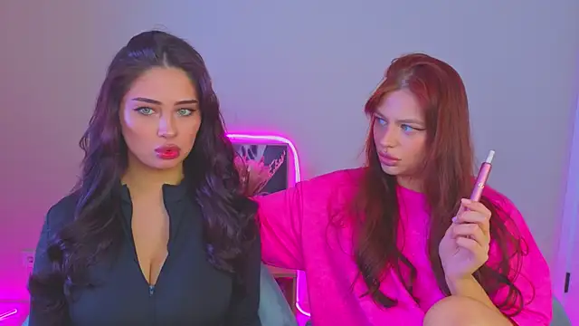 Sofia Plump online show from 06/08/26, 11:10