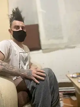 Femboysissy1919 online show from 06/11/26, 10:41
