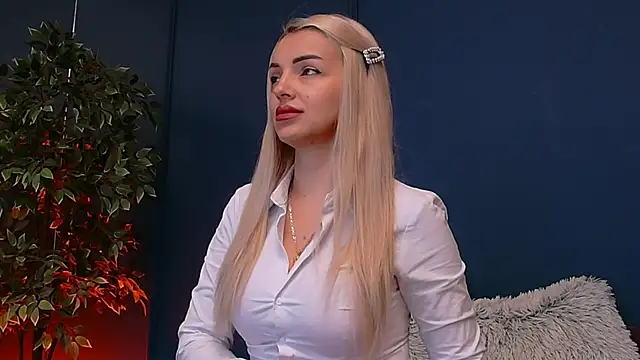DeeaVIP online show from 05/01/26, 05:12