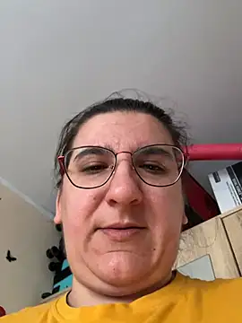 Snapshot of dana92vat chatting on 03/11/26, 10:21 dana92vat online show from 03/11/26, 10:21