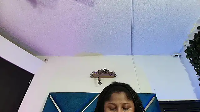 AlexaRousse4u online show from 04/30/26, 10:25