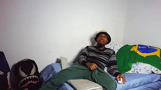 Snapshot of Bdarenth007 chatting on 03/10/26, 03:00 Bdarenth007 online show from 03/10/26, 03:00