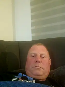 Snapshot of Demik71 chatting on 03/05/26, 06:15 Demik71 online show from 03/05/26, 06:15