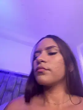Snapshot of amara_wet04 chatting on 05/18/26, 06:30 amara wet04 online show from 05/18/26, 06:30