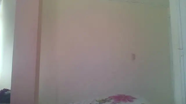 Snapshot of horny_brii chatting on 07/08/26, 06:34 horny brii online show from 07/08/26, 06:34