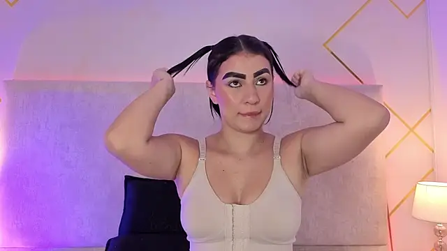 Snapshot of caroo_giraldo__ chatting on 05/19/26, 11:49 caroo giraldo online show from 05/19/26, 11:49