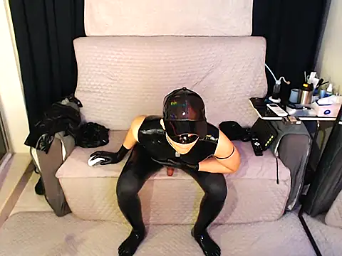 RubberGummi online show from 05/03/26, 11:33
