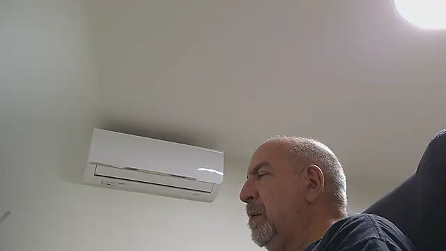 rocketrob910 online show from 07/07/26, 02:47