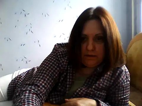 LockyCharm111 online show from 04/30/26, 11:27