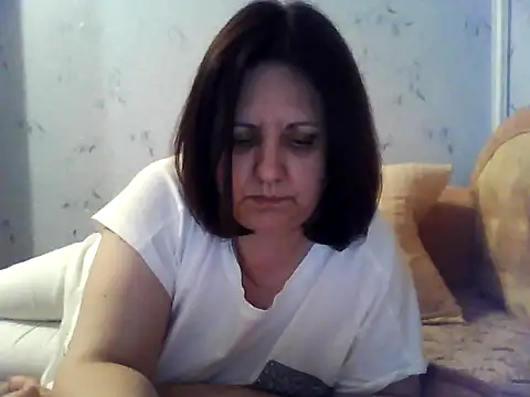 Snapshot of LockyCharm111 chatting on 05/10/26, 06:13 LockyCharm111 online show from 05/10/26, 06:13