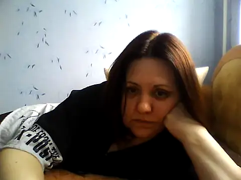 Snapshot of LockyCharm111 chatting on 05/14/26, 05:14 LockyCharm111 online show from 05/14/26, 05:14
