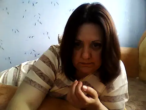 Snapshot of LockyCharm111 chatting on 06/07/26, 05:00 LockyCharm111 online show from 06/07/26, 05:00