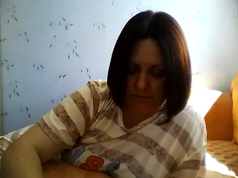 Snapshot of LockyCharm111 chatting on 07/11/26, 12:41 LockyCharm111 online show from 07/11/26, 12:41