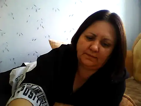Snapshot of LockyCharm111 chatting on 07/30/26, 04:28 LockyCharm111 online show from 07/30/26, 04:28