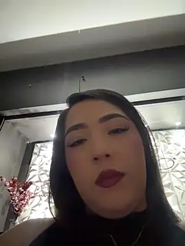 Hannah-Prada online show from 06/17/26, 10:50