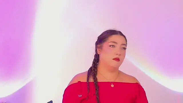 Hannah-Prada online show from 06/26/26, 11:36