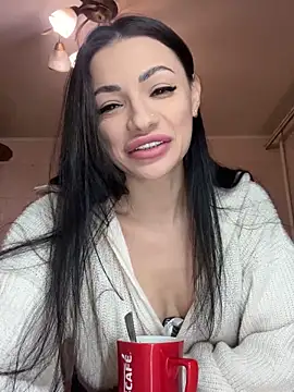 Layana Ro online show from 03/11/26, 07:20