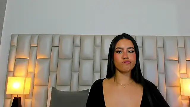 paola katy dicks online show from 03/09/26, 07:29