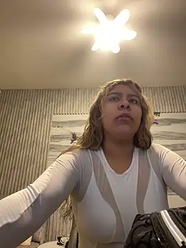 Sophie19   online show from 06/12/26, 10:47