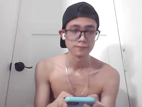 Snapshot of Santi_Princex chatting on 02/25/26, 04:44 Santi Princex online show from 02/25/26, 04:44