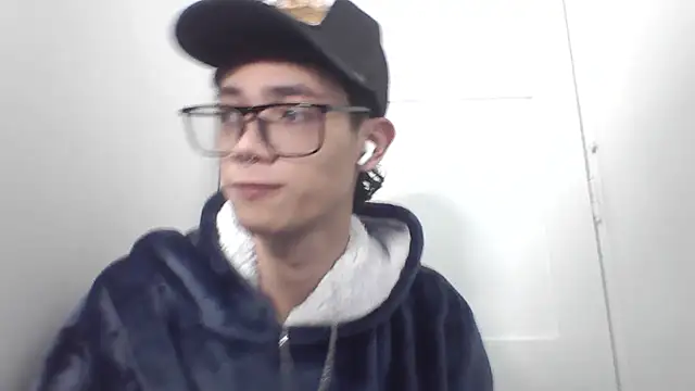 Snapshot of Santi_Princex chatting on 02/27/26, 06:24 Santi Princex online show from 02/27/26, 06:24