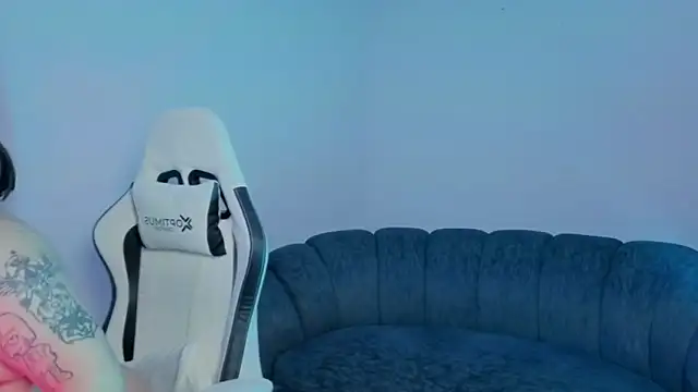 meowboo online show from 06/19/26, 07:17