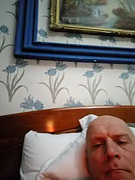 Snapshot of sk8brd_snwbrd_no_snitch chatting on 03/04/26, 02:50 sk8brd snwbrd no snitch online show from 03/04/26, 02:50