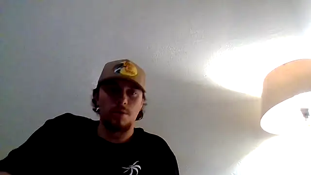 Snapshot of Tallhungandcloudy chatting on 02/13/26, 04:30 Tallhungandcloudy online show from 02/13/26, 04:30