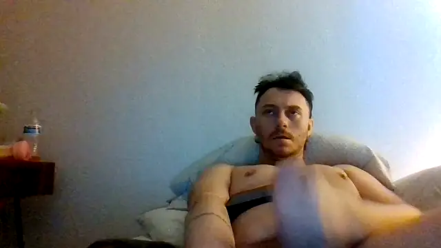 Snapshot of Tallhungandcloudy chatting on 03/04/26, 11:55 Tallhungandcloudy online show from 03/04/26, 11:55