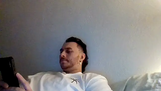 Snapshot of Tallhungandcloudy chatting on 03/07/26, 09:39 Tallhungandcloudy online show from 03/07/26, 09:39