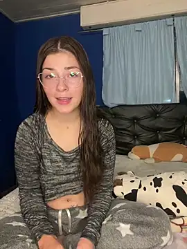 Luna33- online show from 04/25/26, 12:13