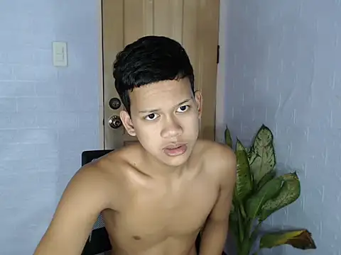 Snapshot of UrAsian_Turjak chatting on 02/19/26, 07:15 UrAsian Turjak online show from 02/19/26, 07:15