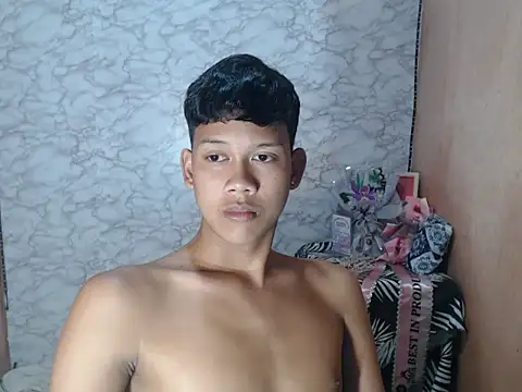 Snapshot of UrAsian_Turjak chatting on 06/19/26, 11:25 UrAsian Turjak online show from 06/19/26, 11:25