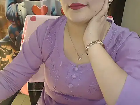  chitranshi online show from 04/29/26, 06:17