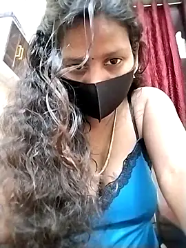 Snapshot of ankita077 chatting on 03/22/26, 04:38 ankita077 online show from 03/22/26, 04:38