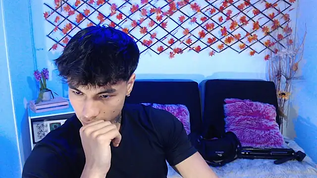 IanWest  online show from 05/12/26, 01:08