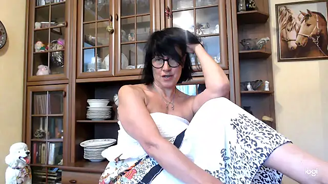 Snapshot of Vlastelina chatting on 07/17/26, 11:50 Vlastelina online show from 07/17/26, 11:50