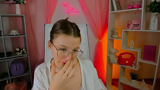 Snapshot of ElliFrankenweenie chatting on 03/04/26, 06:19 ElliFrankenweenie online show from 03/04/26, 06:19