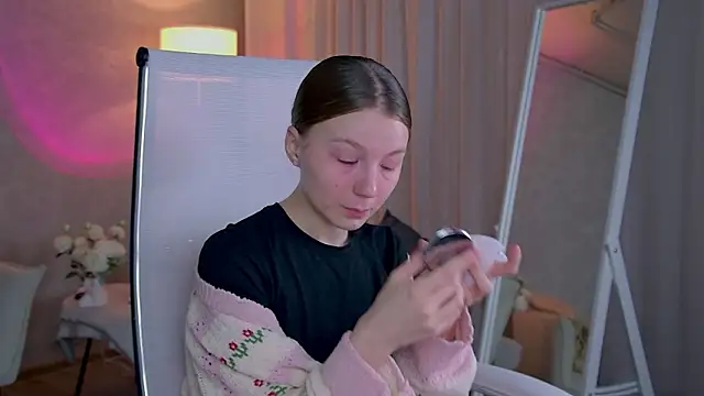 Snapshot of ElliFrankenweenie chatting on 03/06/26, 06:32 ElliFrankenweenie online show from 03/06/26, 06:32