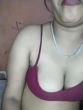 Snapshot of Nency_Love143 chatting on 05/16/26, 05:45 Nency Love143 online show from 05/16/26, 05:45
