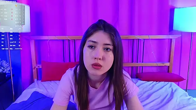 Snapshot of AliceZimmer chatting on 03/14/26, 08:03 AliceZimmer online show from 03/14/26, 08:03