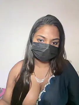 Snapshot of Darkhotcouple chatting on 02/15/26, 08:38 Darkhotcouple online show from 02/15/26, 08:38