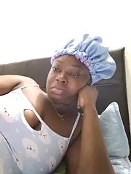 Snapshot of anghelina2000 chatting on 03/12/26, 11:22 anghelina2000 online show from 03/12/26, 11:22