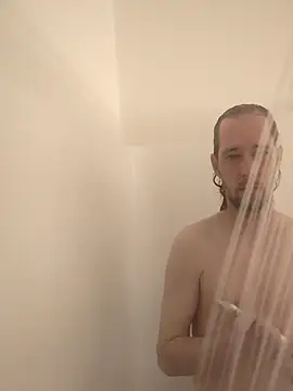 Snapshot of banans78 chatting on 02/11/26, 01:38 banans78 online show from 02/11/26, 01:38