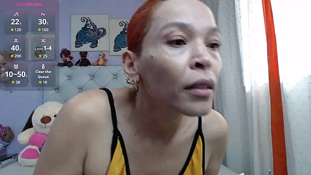 Snapshot of Dayana_Smithh chatting on 03/06/26, 07:10 Dayana Smithh online show from 03/06/26, 07:10