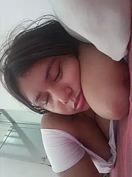 Snapshot of kandyerd chatting on 03/04/26, 03:18 kandyerd online show from 03/04/26, 03:18