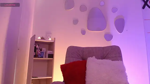 Snapshot of Sussan_keller chatting on 02/20/26, 01:44 Sussan keller online show from 02/20/26, 01:44