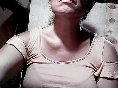 Snapshot of naughty_asian11 chatting on 04/01/26, 01:52 naughty asian11 online show from 04/01/26, 01:52