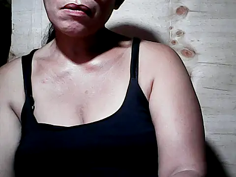 Snapshot of naughty_asian11 chatting on 04/04/26, 12:46 naughty asian11 online show from 04/04/26, 12:46